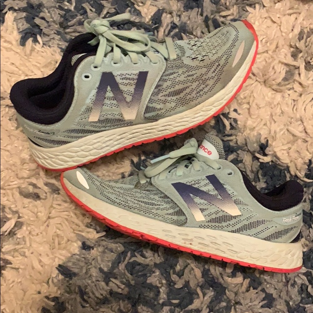 New Balance Tennis Shoes